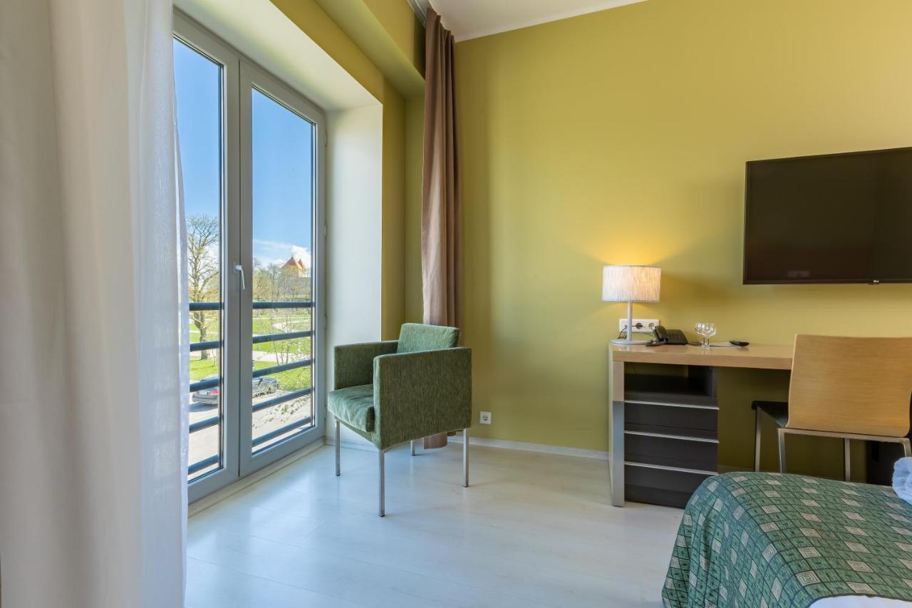 Meri Seaside Hotel & Spa Kuressaare Ngoại thất bức ảnh