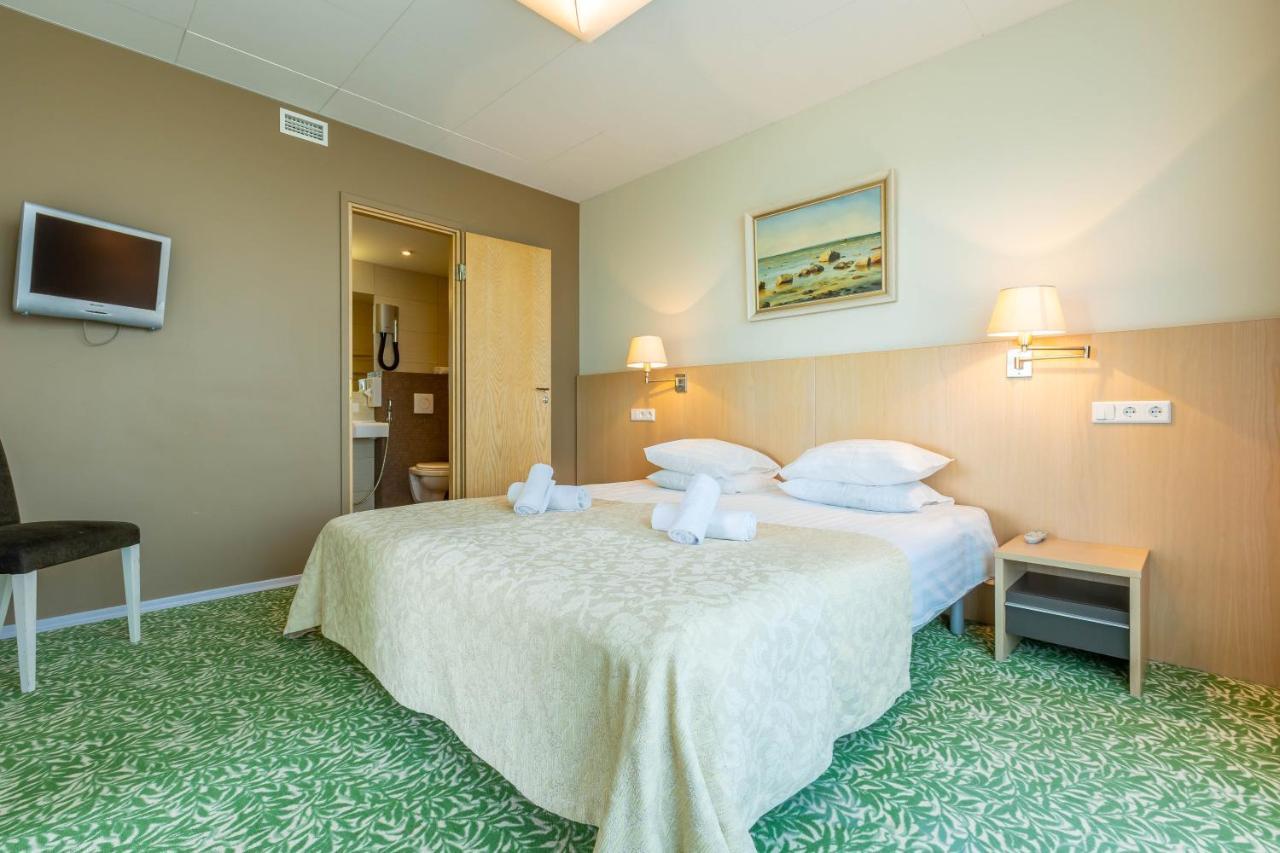 Meri Seaside Hotel & Spa Kuressaare Ngoại thất bức ảnh