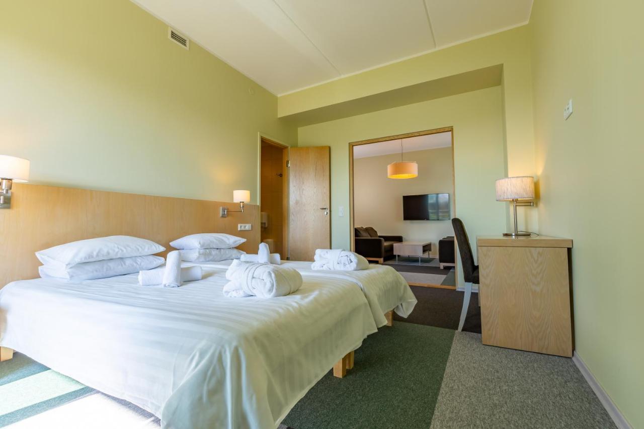Meri Seaside Hotel & Spa Kuressaare Ngoại thất bức ảnh