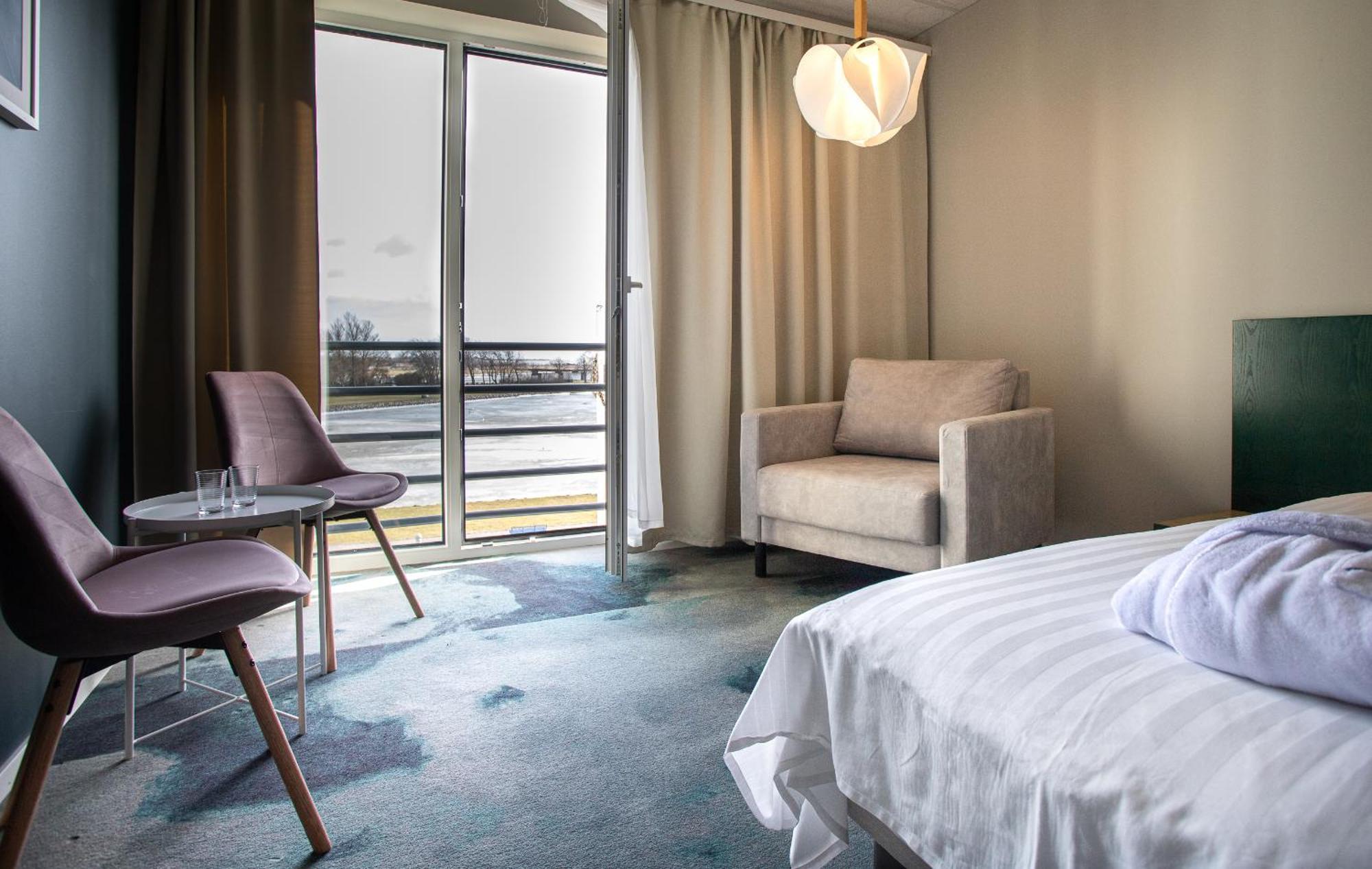 Meri Seaside Hotel & Spa Kuressaare Ngoại thất bức ảnh